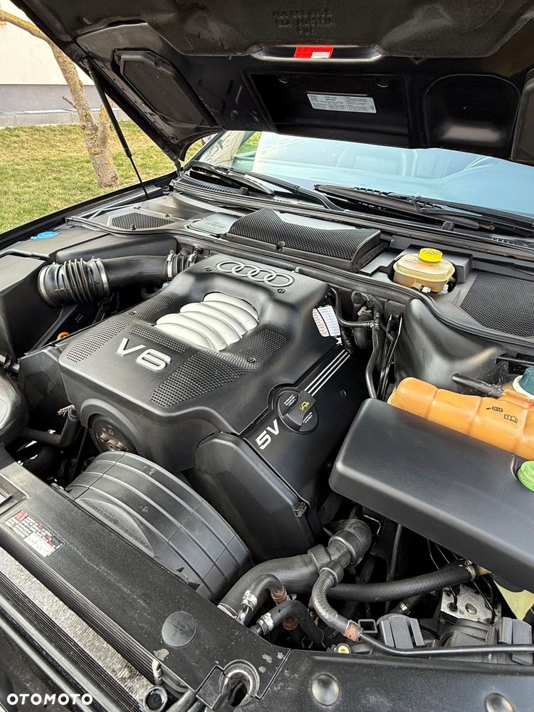 Audi A8 2.8 Tiptronic - 24