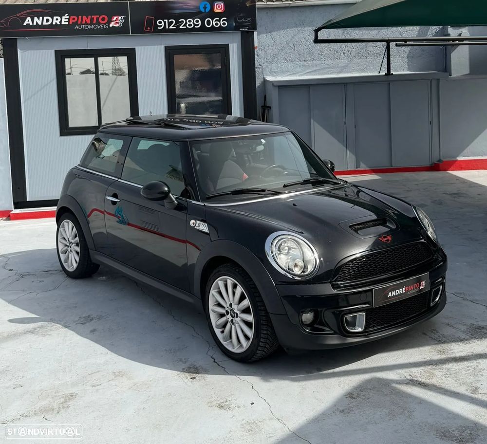 MINI 3 Portas Cooper S - 2
