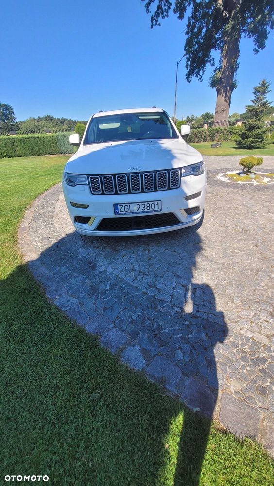 Jeep Cherokee - 1