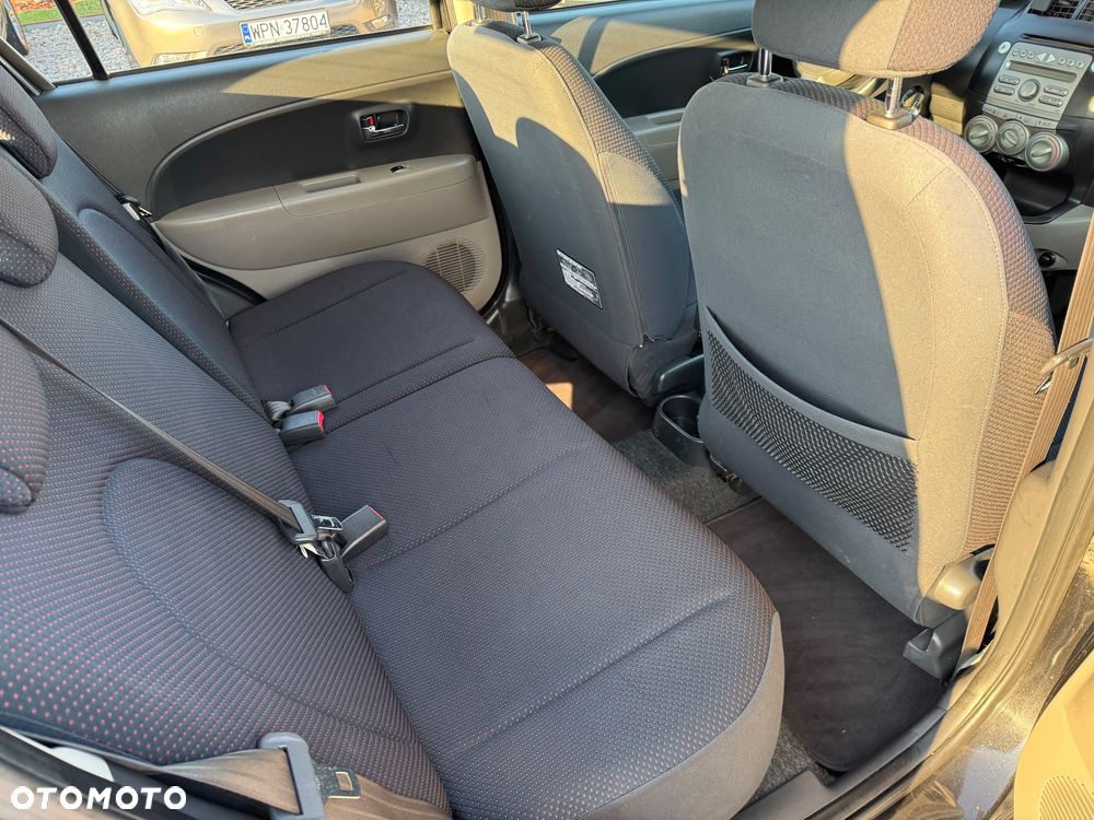 Daihatsu Sirion 1.3 CooLine - 9