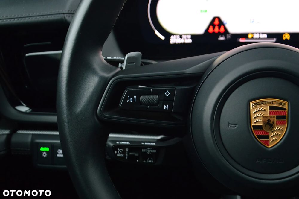 Porsche Panamera 4 - 27