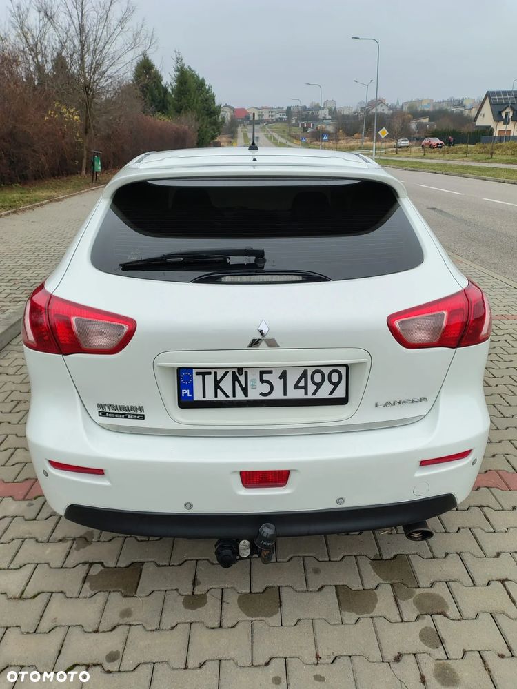 Mitsubishi Lancer 1.6 Inform - 4