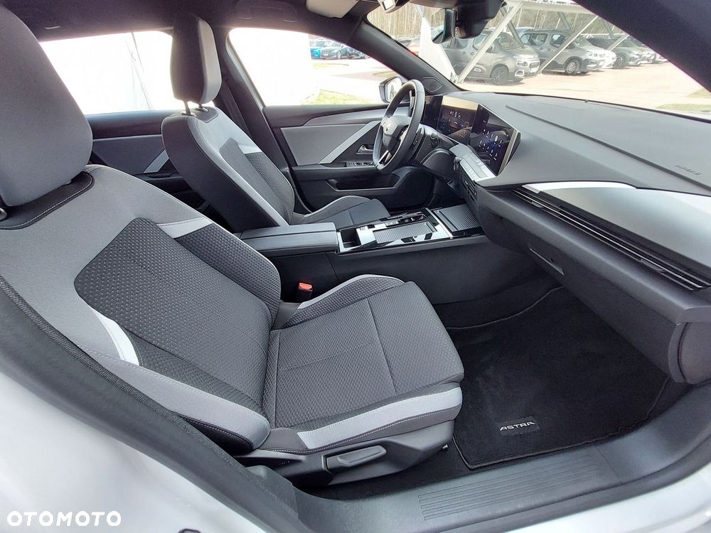 Opel Astra - 16