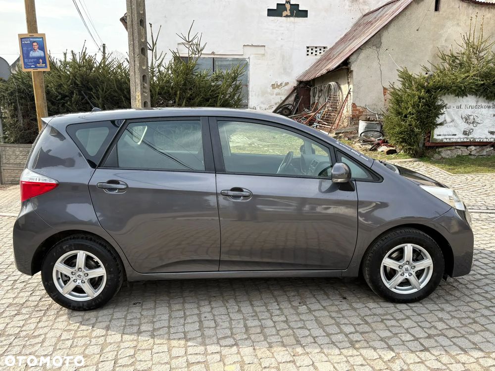 Toyota Verso S 1.4 D-4D Cool - 4