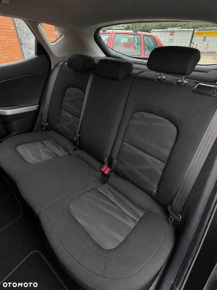 Kia Ceed 1.4 L - 15