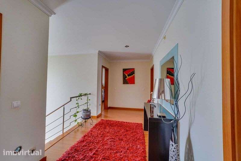 Vende-se Moradia - Casa - Grande imagem: 4/12