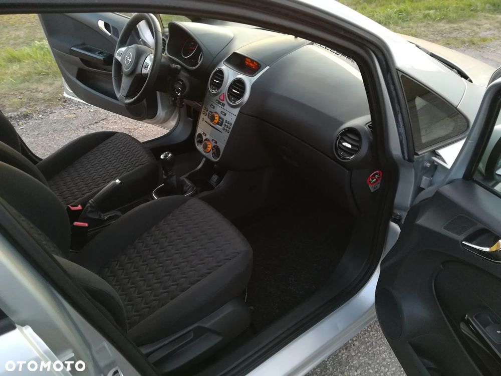 Opel Corsa 1.4 16V Edition 111 Jahre - 11