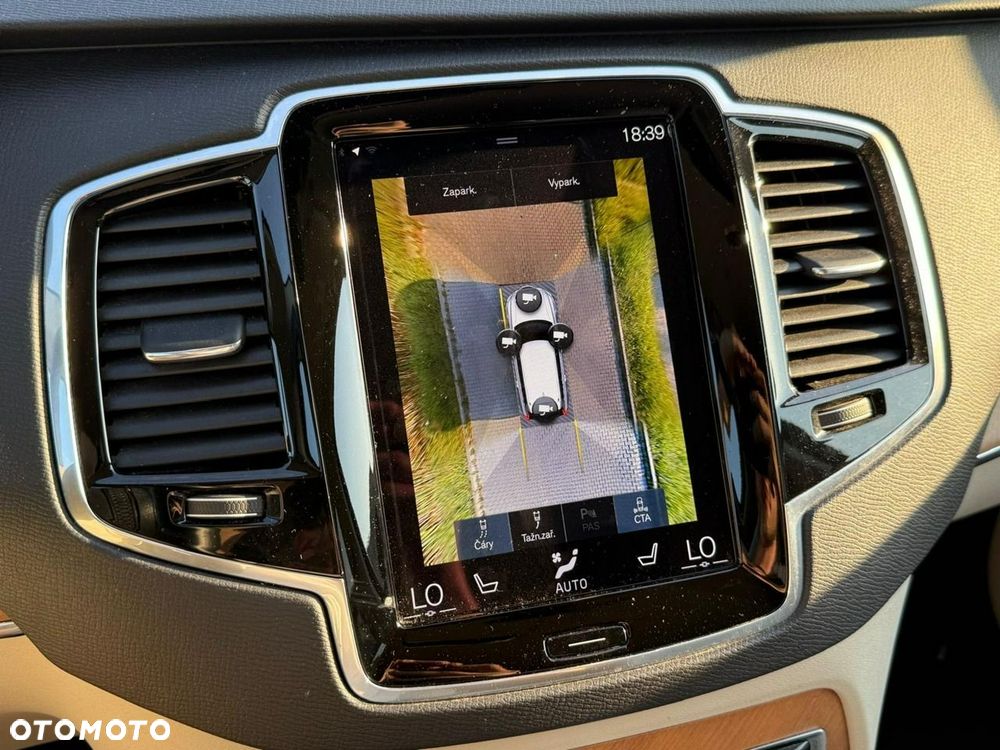 Volvo XC 90 B5 D AWD Geartronic Momentum Pro - 37