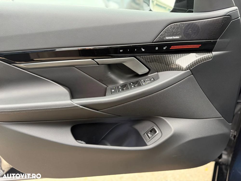 BMW Seria 5 520i Aut. - 8