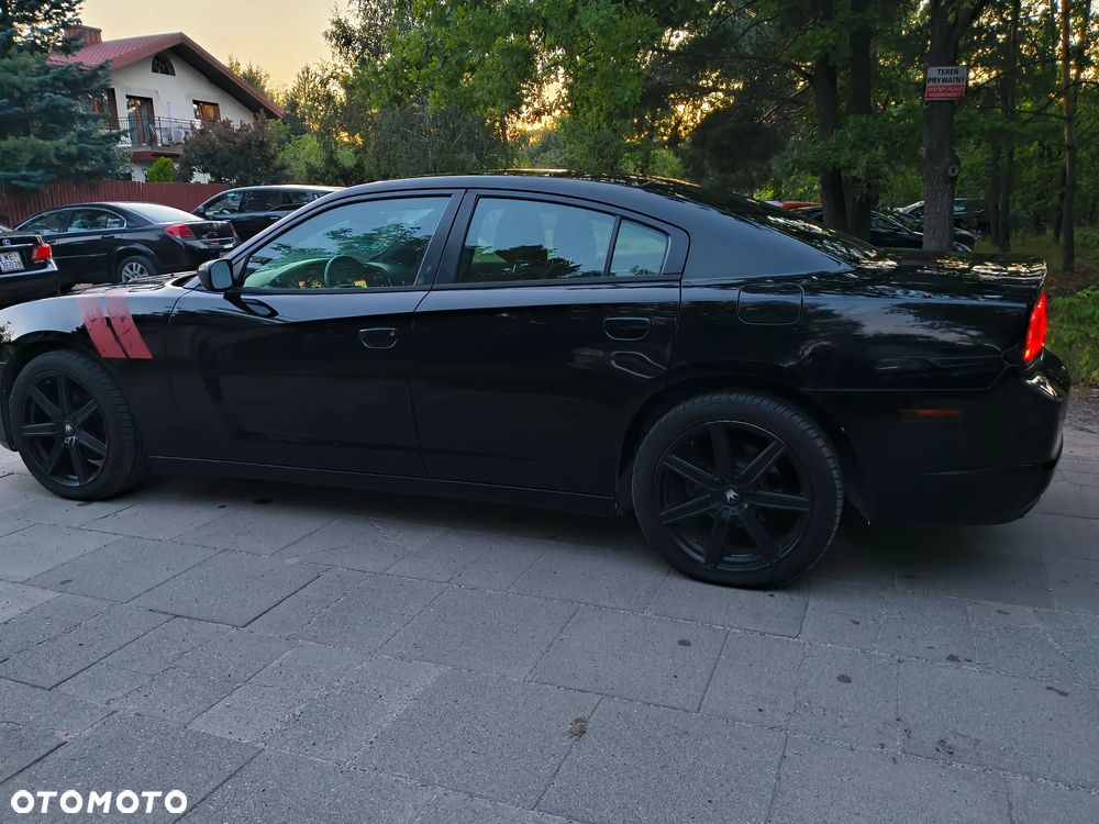 Dodge Charger - 11