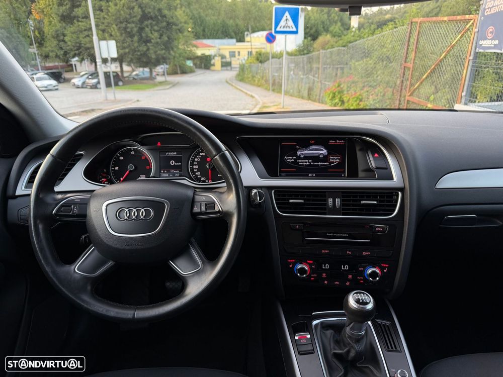 Audi A4 Avant 2.0 TDI Business Line - 33