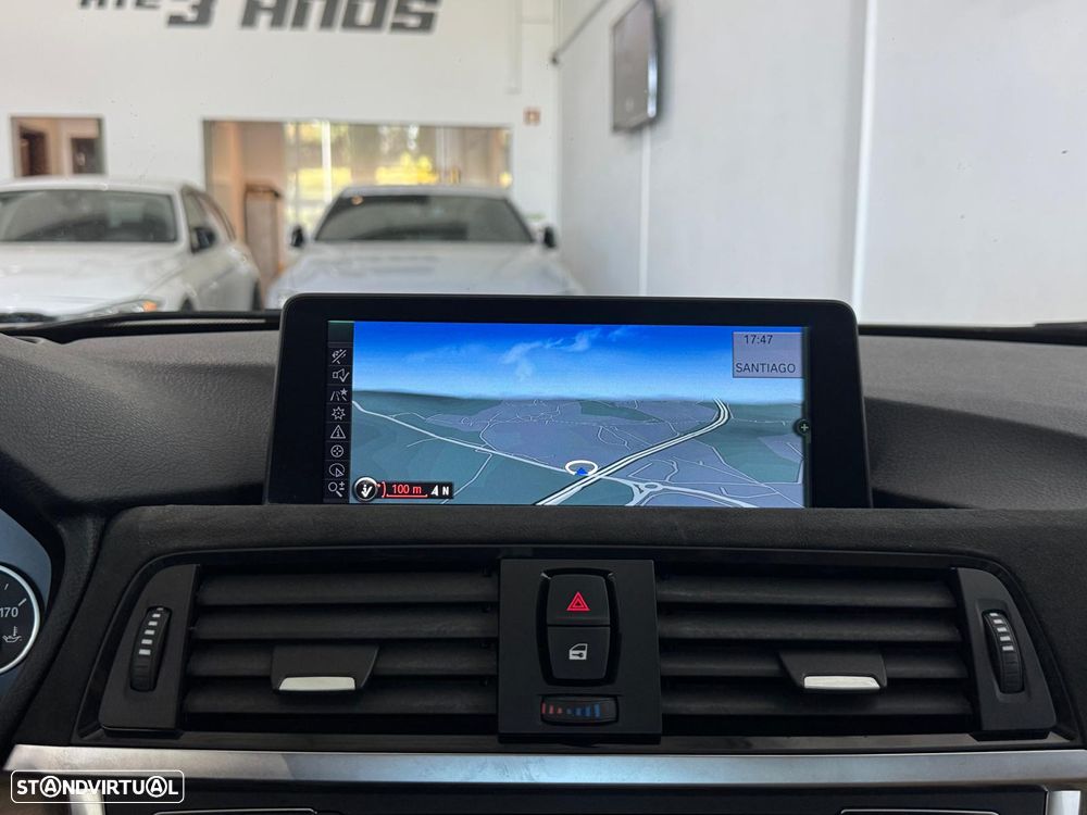 BMW 328 i Auto Pack M - 22