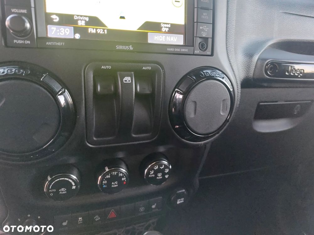 Jeep Wrangler - 20