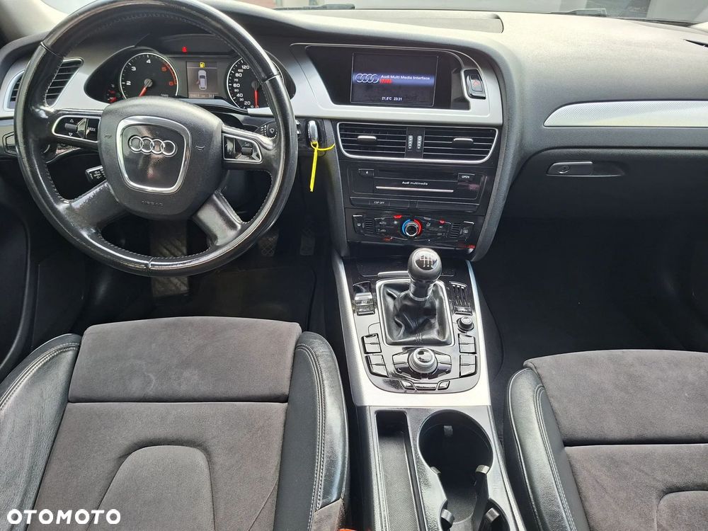 Audi A4 Avant 2.0 TDI - 19