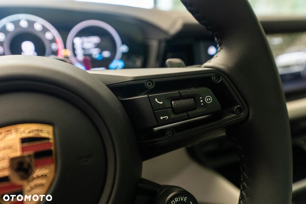 Porsche Cayenne Black Edition - 20