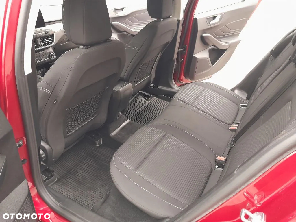 Ford Focus 1.5 EcoBoost Titanium X - 18