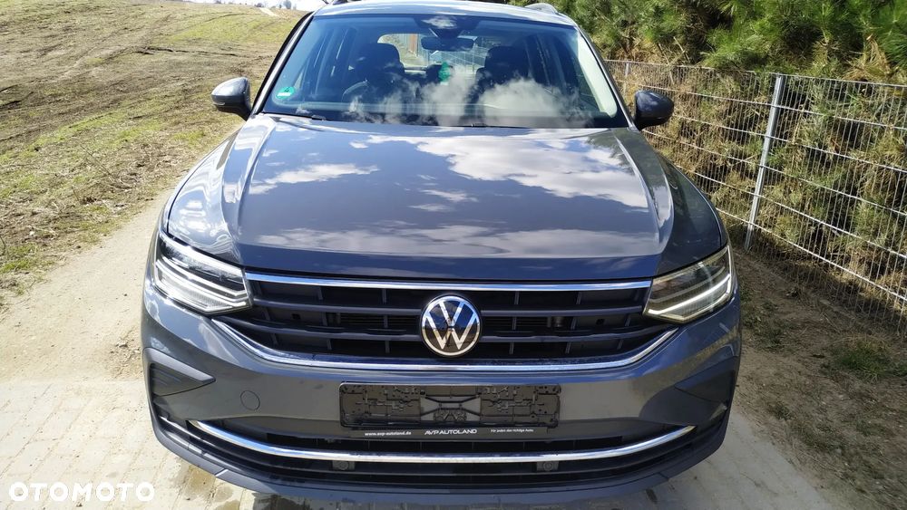 Volkswagen Tiguan 2.0 TDI SCR 4MotION DSG Life - 2