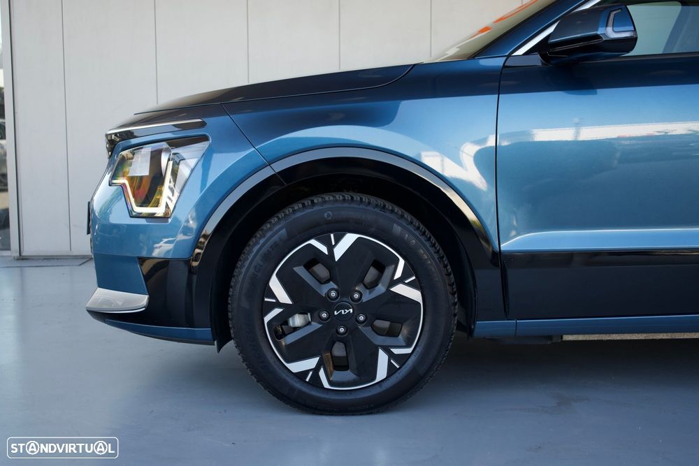 Kia Niro EV 64kWh Drive - 16