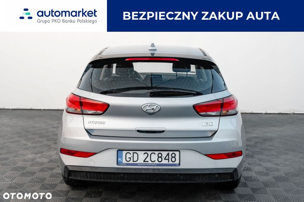 Hyundai i30 1.5 DPI Classic + - 14