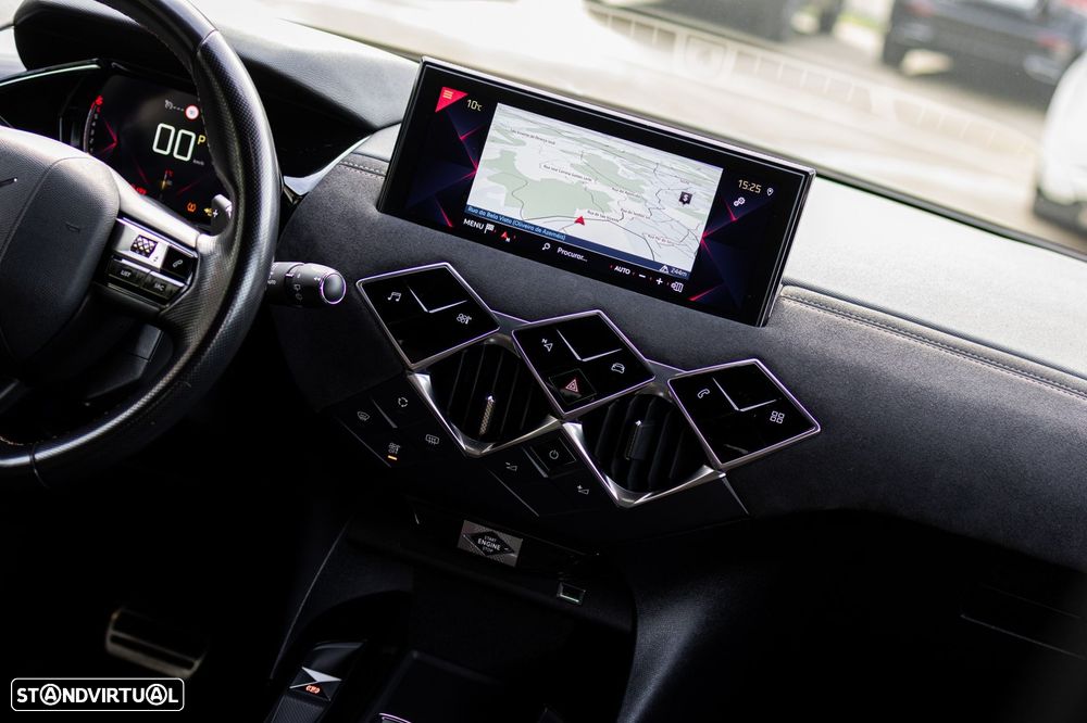 DS DS3 Crossback PureTech 155 Aut. PERFORMANCE LINE - 26