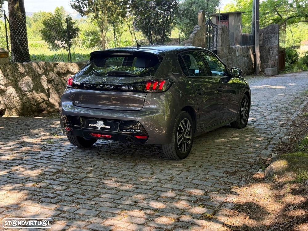 Peugeot 208 1.2 PureTech Allure Pack EAT8 - 8