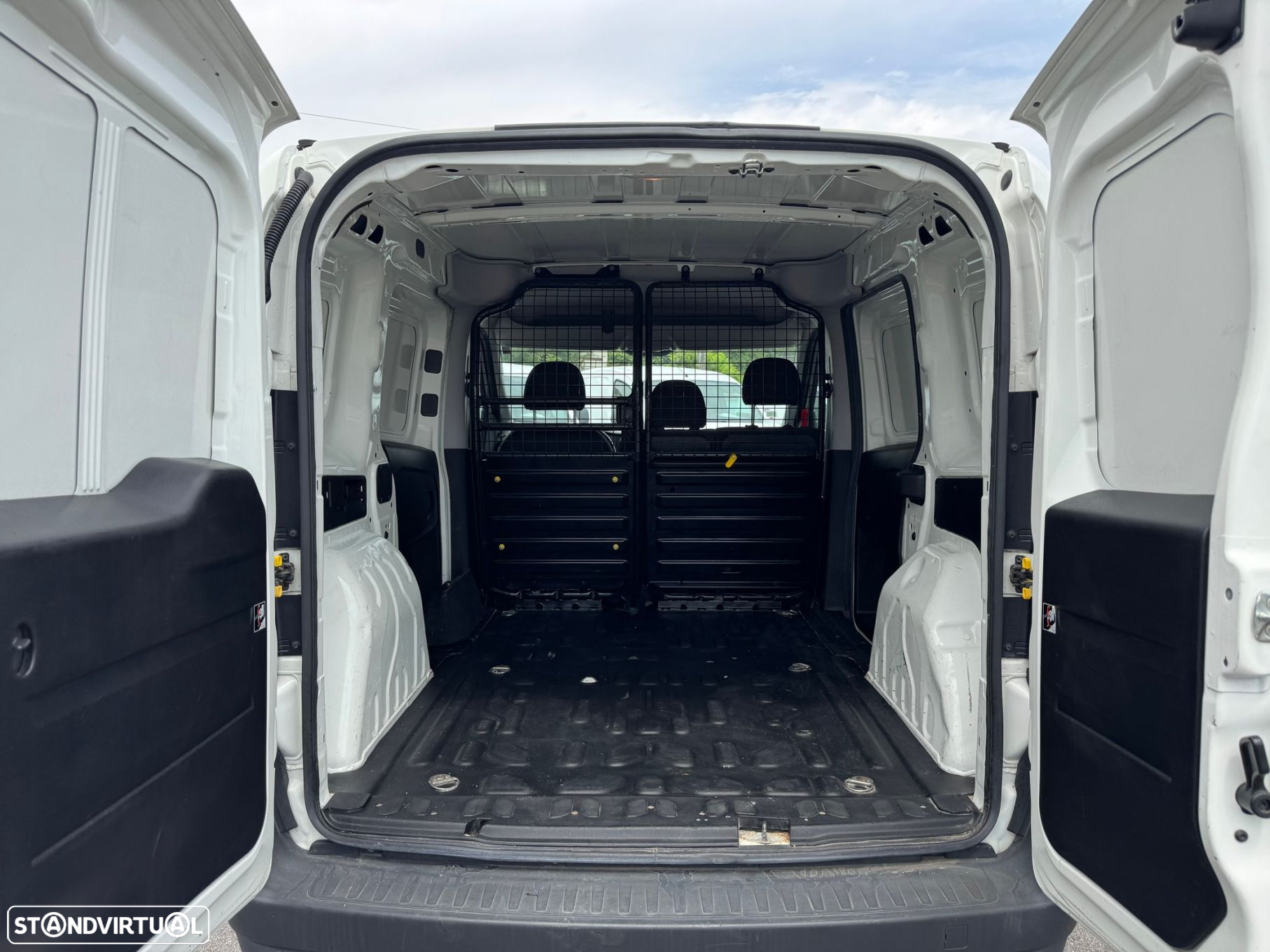 Fiat Doblo 1.3 MJ Easy 3L - 5