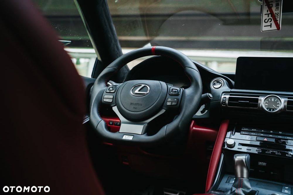 Lexus IS - 18