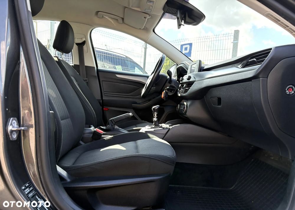 Ford Focus 1.0 EcoBoost Trend ASS - 26