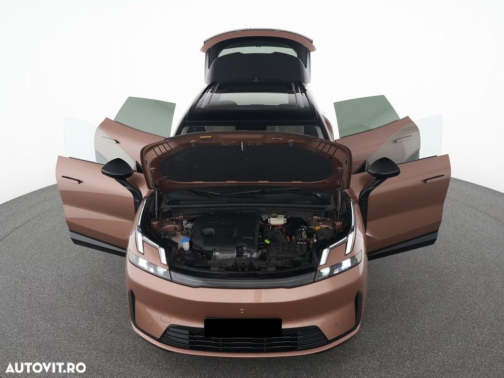 Lynk&Co 08 - 17