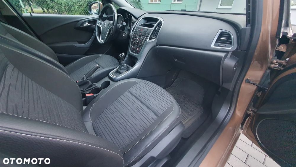 Opel Astra - 8