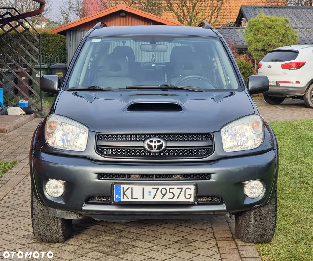 Toyota RAV4 D-4D 4x4 - 3