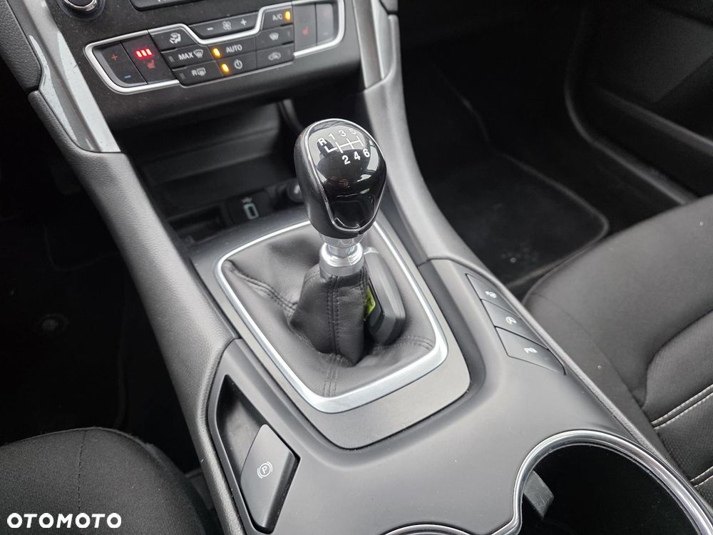 Ford Mondeo SW 2.0 EcoBlue Trend - 17