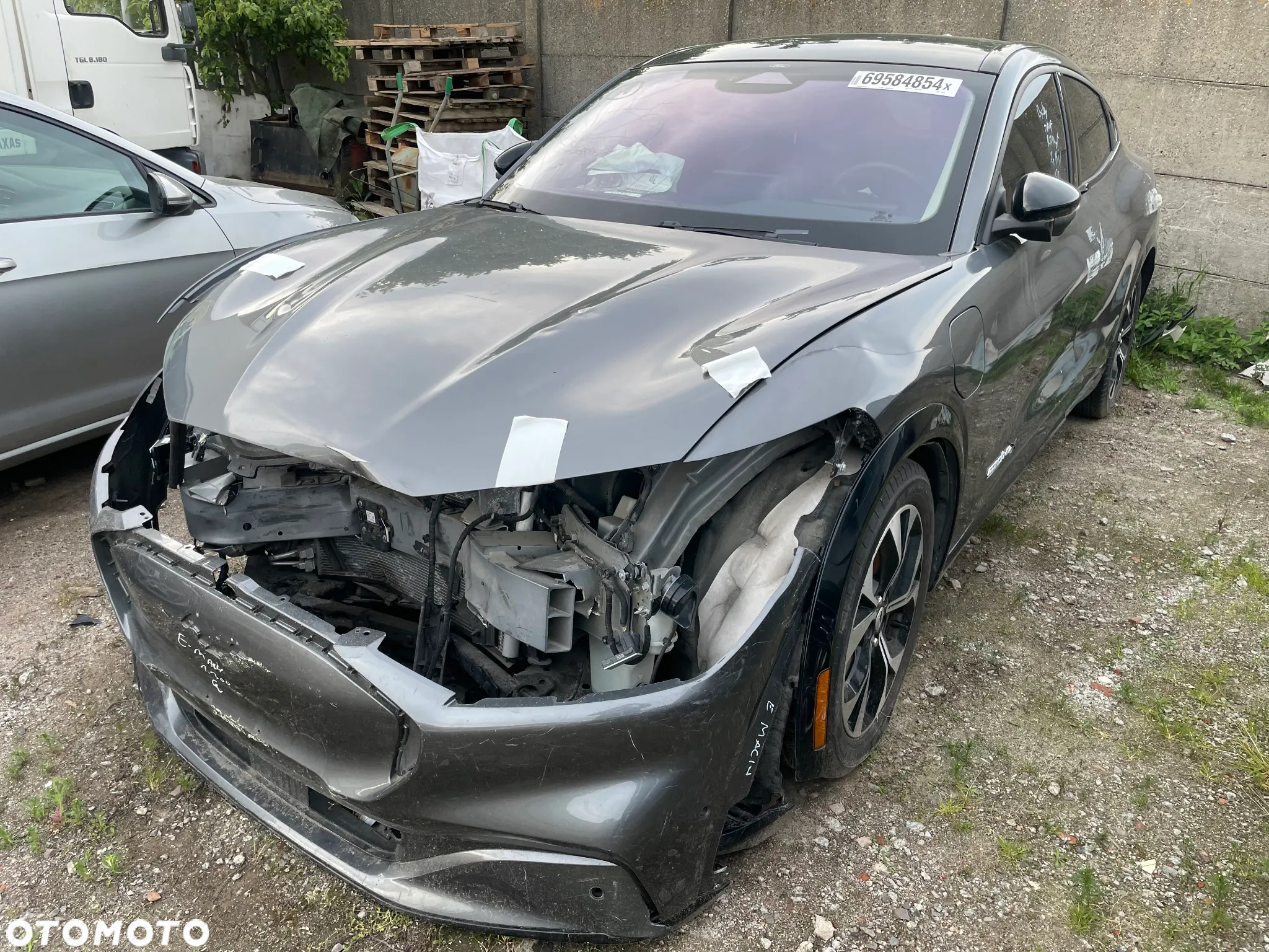 Ford Mustang Mach-E AWD PREMIUM - 10