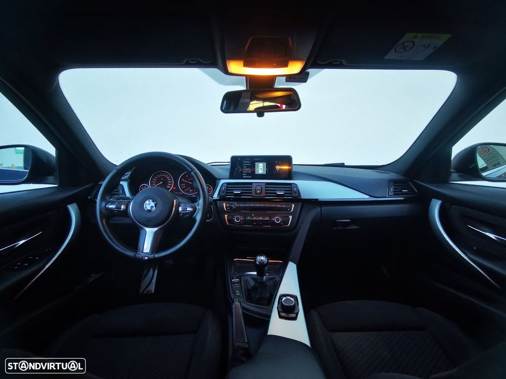 BMW 318 d Pack M - 12