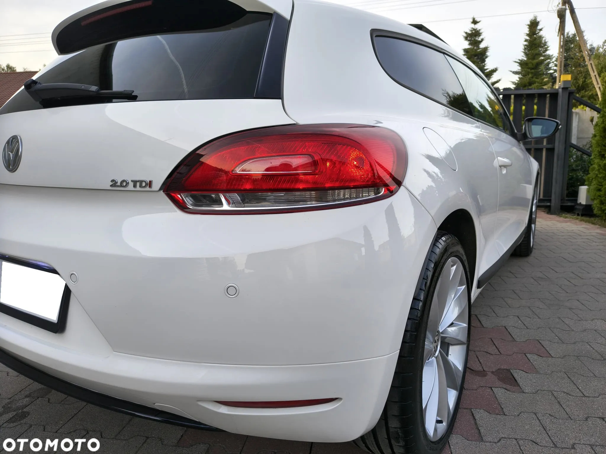Volkswagen Scirocco 2.0 TDI DSG - 8