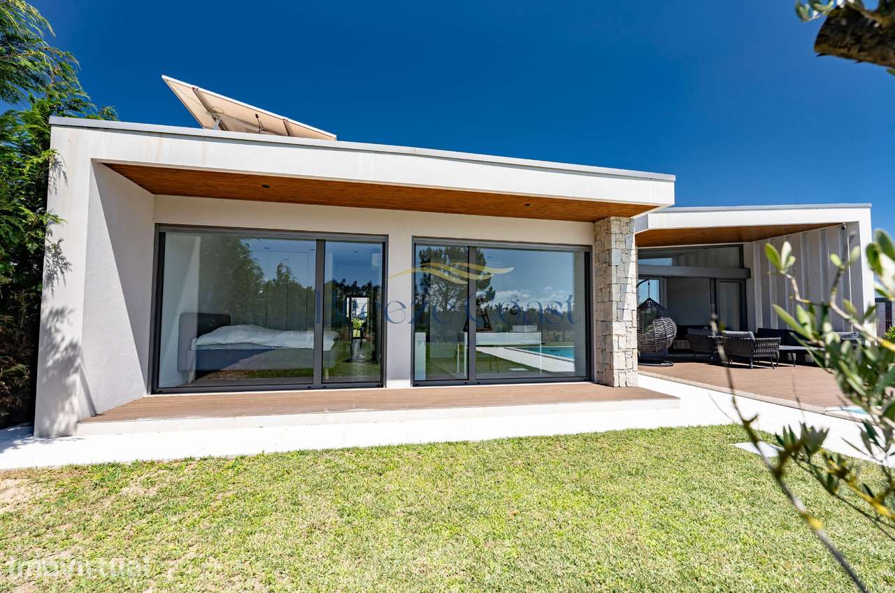 Moradia T4 Contemporânea com Piscina e Vista Desafogada - Grande imagem: 2/38