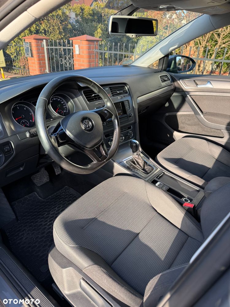 Volkswagen Golf 1.6 TDI BMT Comfortline DSG - 10