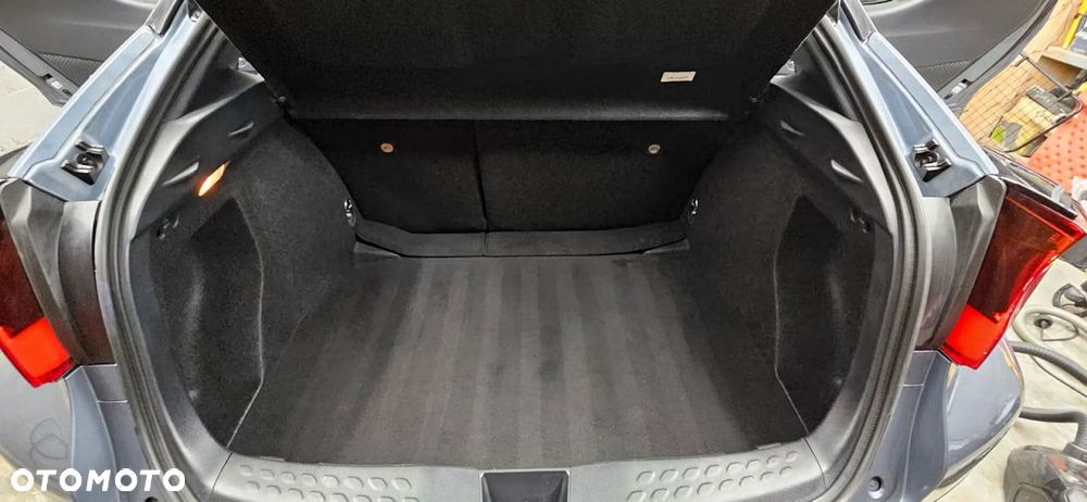 Toyota C-HR Lounge - 14