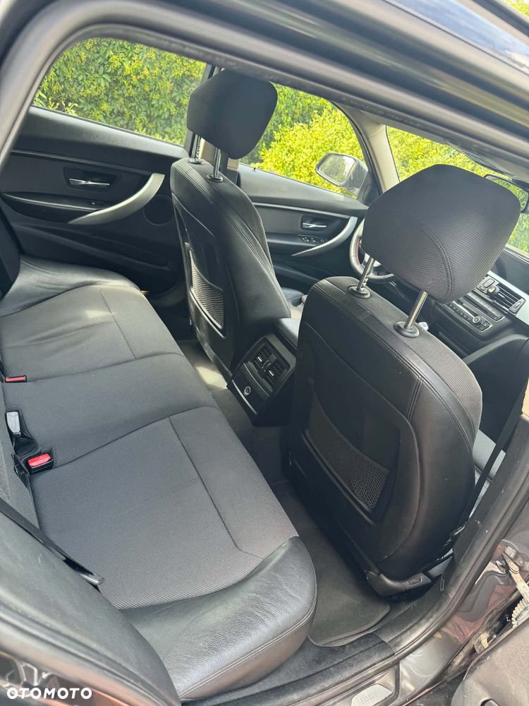 BMW Seria 3 318d Blue Performance Sport Line - 8