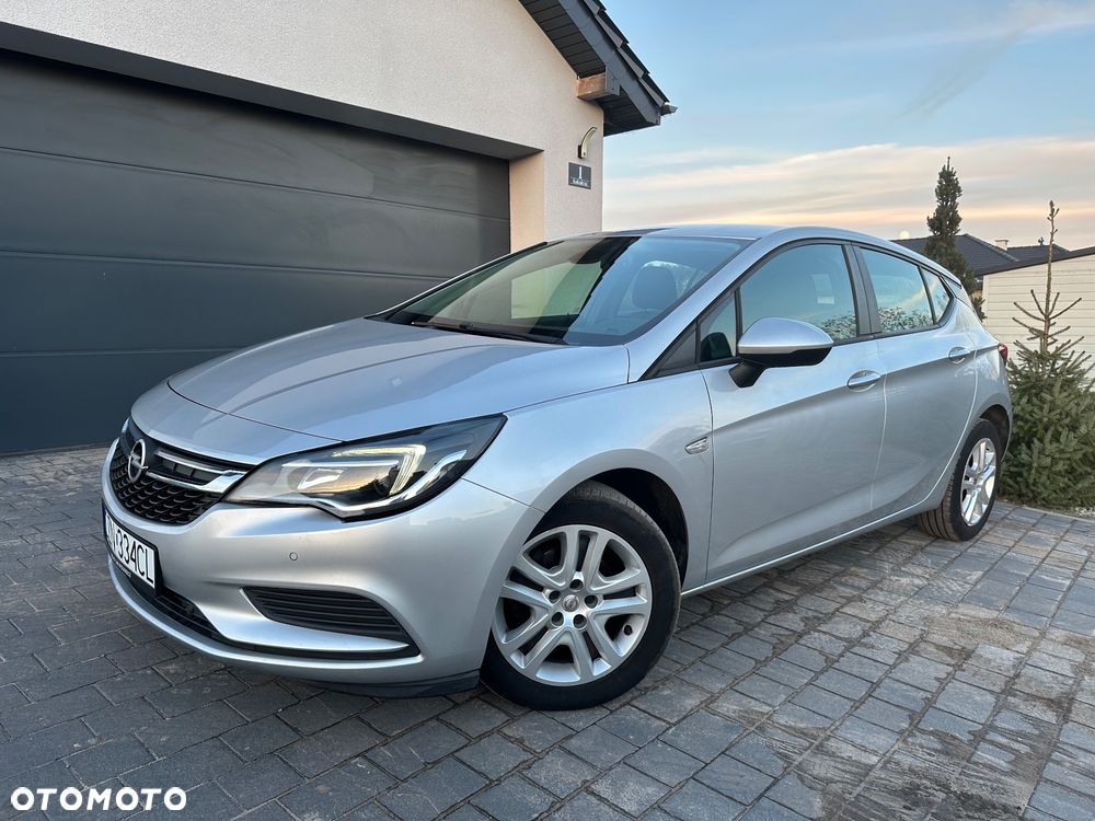 Opel Astra V 1.4 T Elite