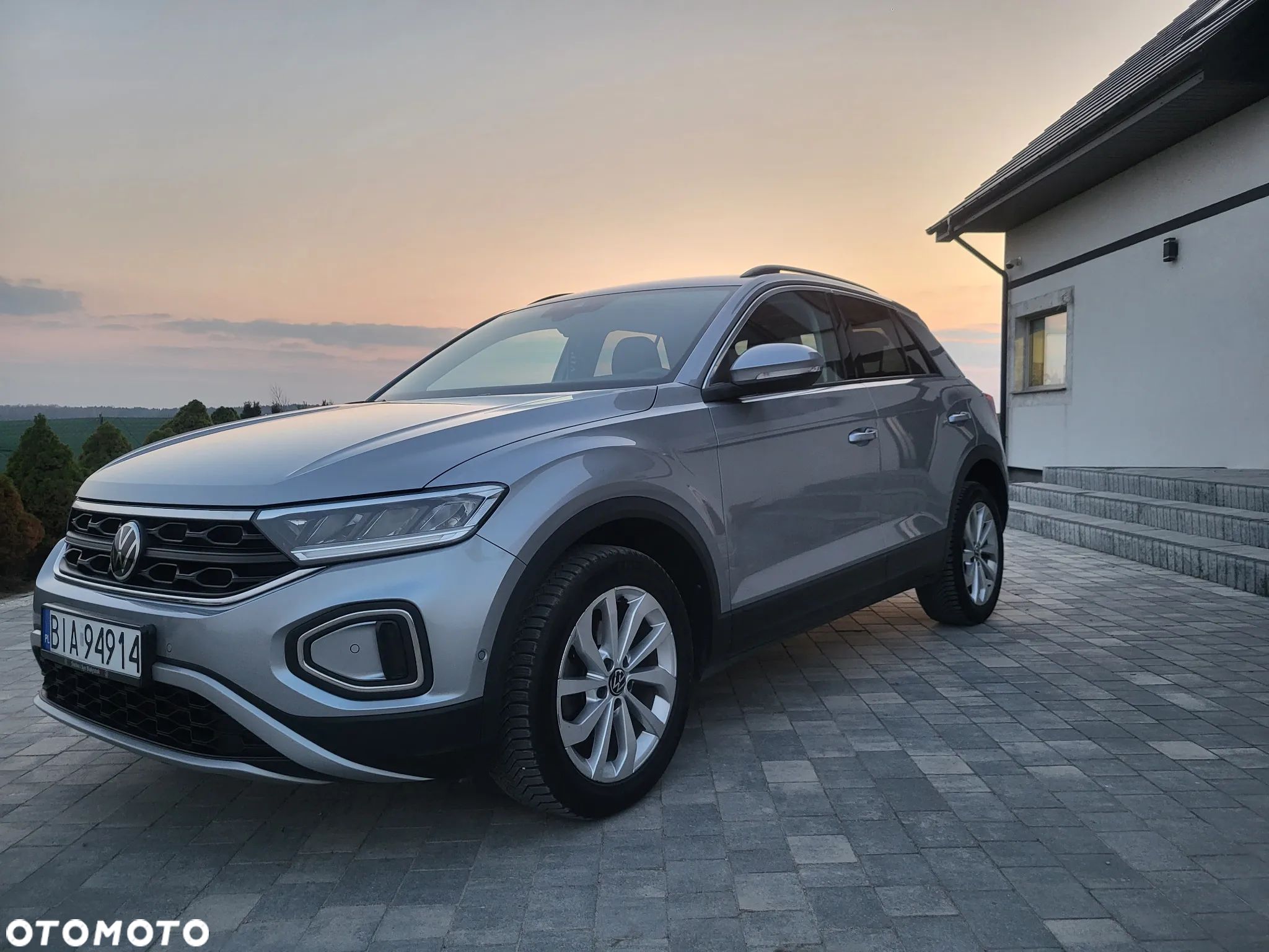 Volkswagen T-Roc - 1