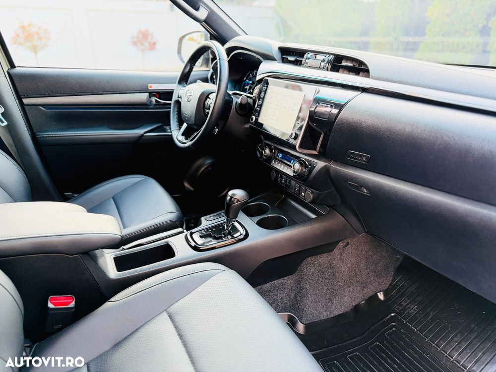 Toyota Hilux 4x4 Double Cab Autm. Comfort - 23