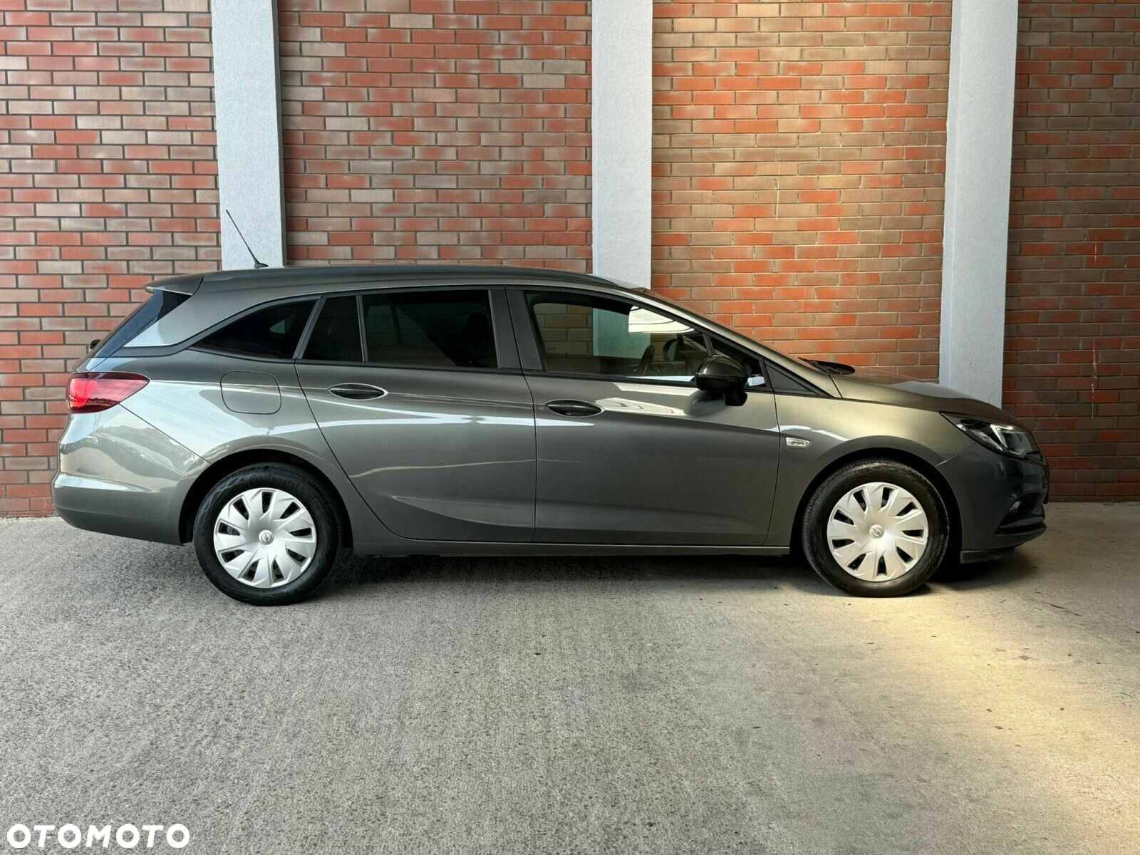 Opel Astra - 8