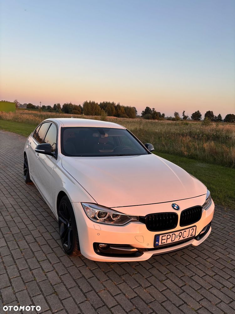 BMW Seria 3 320d Sport Line - 6
