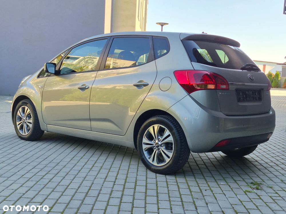 Kia Venga - 6