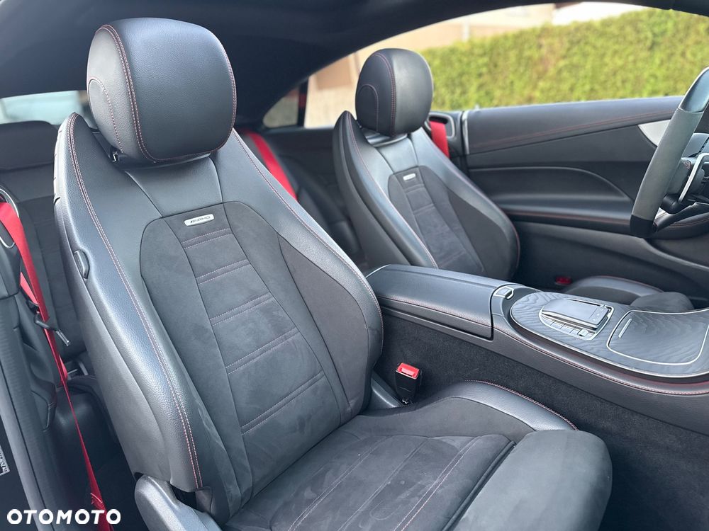Mercedes-Benz Klasa E AMG 53 4Matic AMG Speedshift 9G-TRONIC - 24