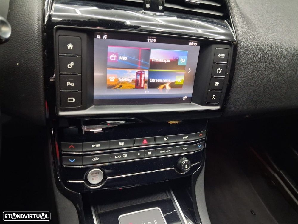 Jaguar XE 2.0 D Prestige Aut. - 14