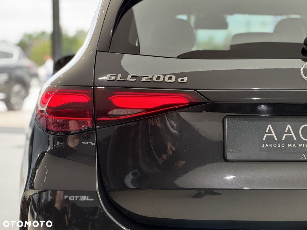 Mercedes-Benz GLC 200 d mHEV 4-Matic AMG Line - 39