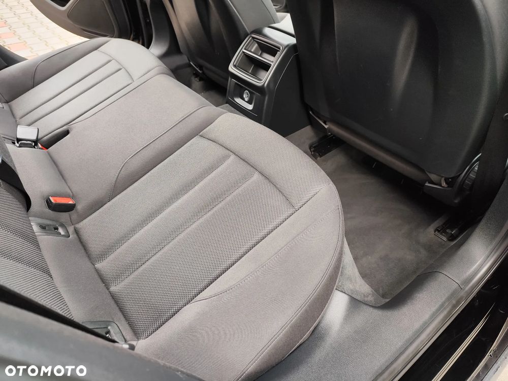 Audi A4 Allroad - 25