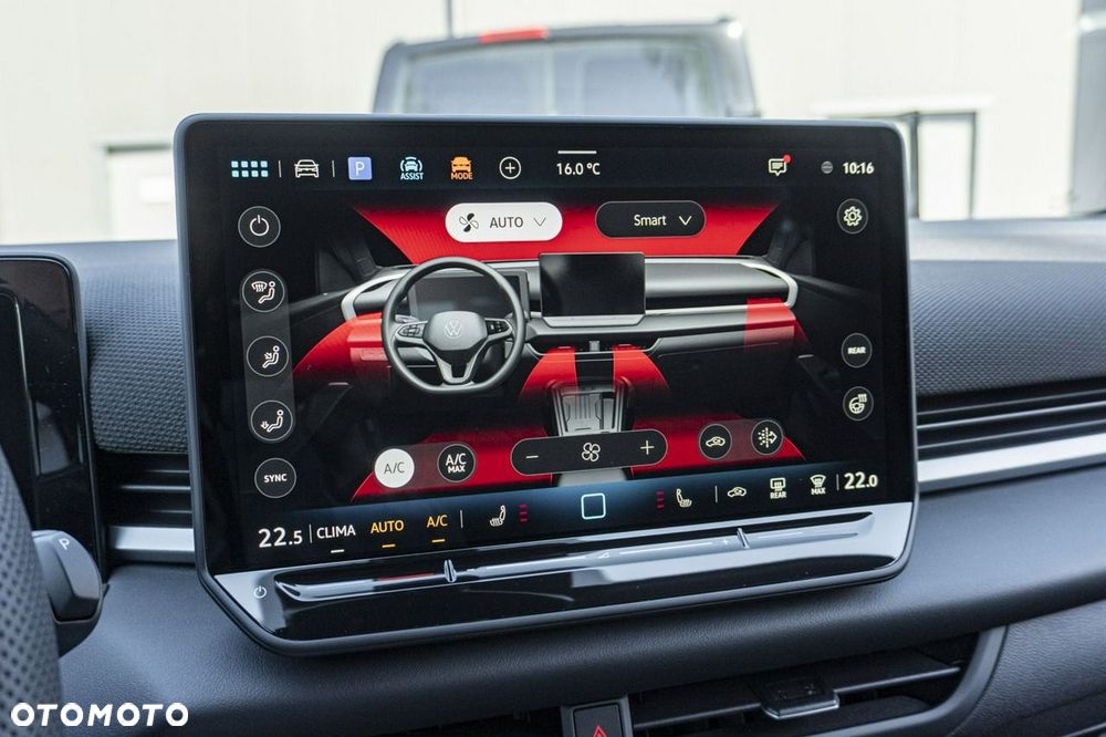 Volkswagen T-Roc - 29